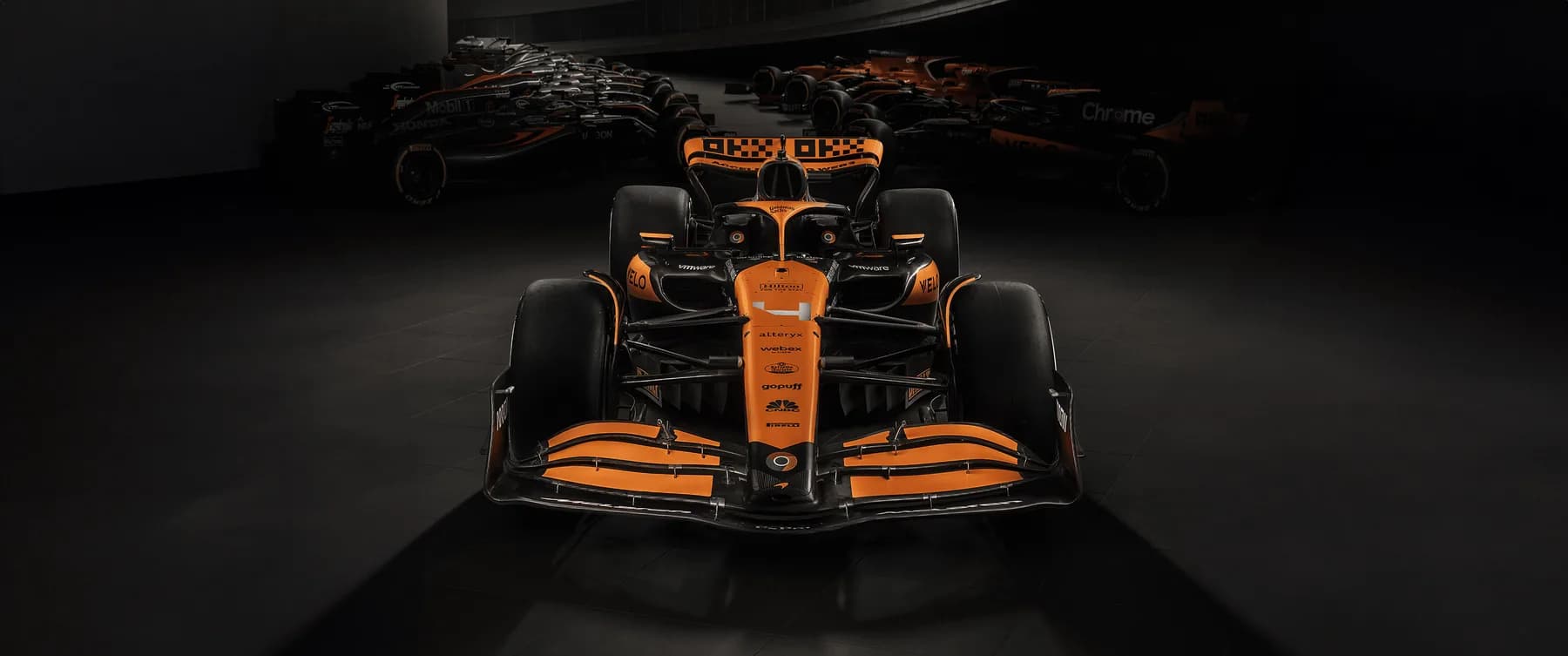McLaren F1 Frontal Escudería