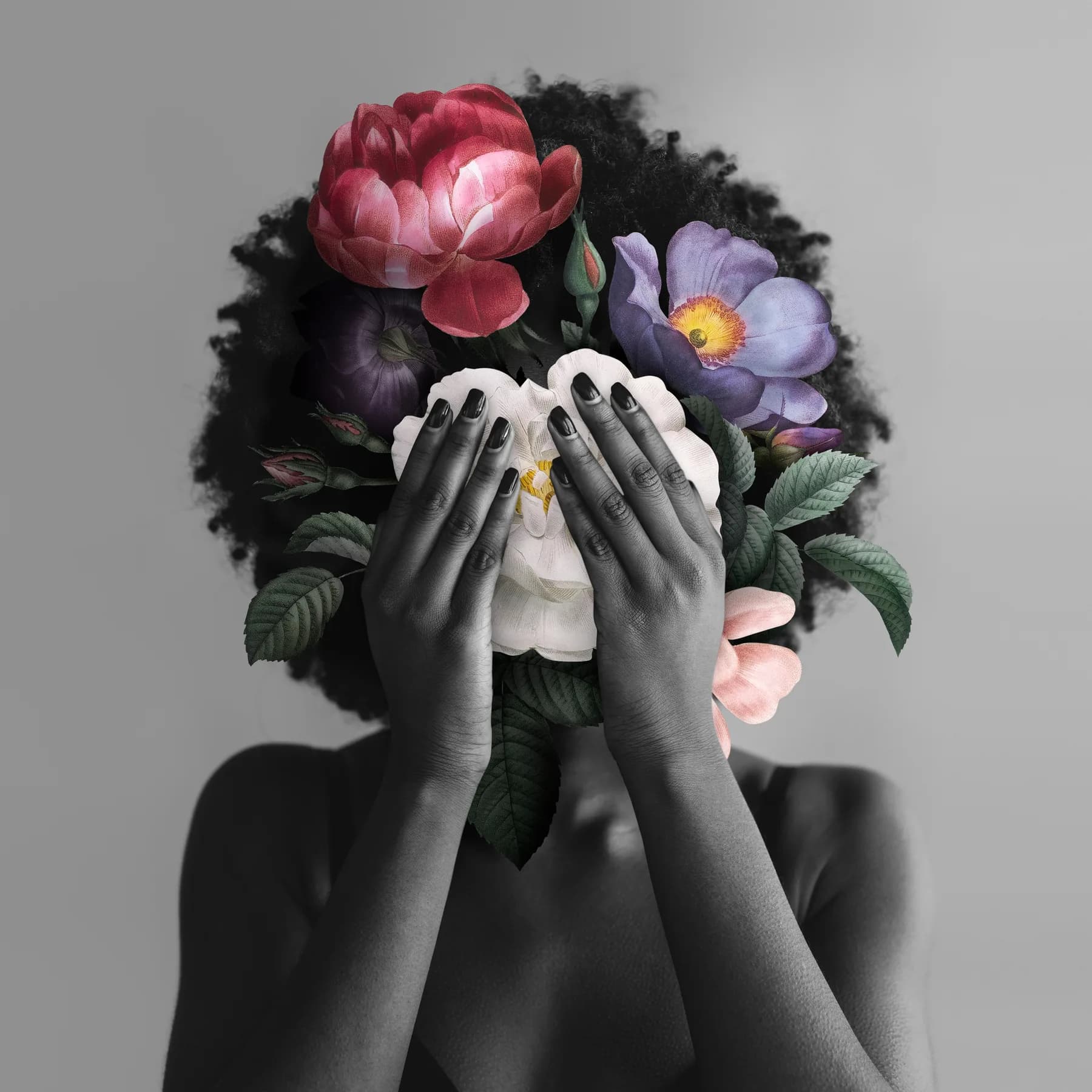 Mujer Cubriendo Rostro con Flores