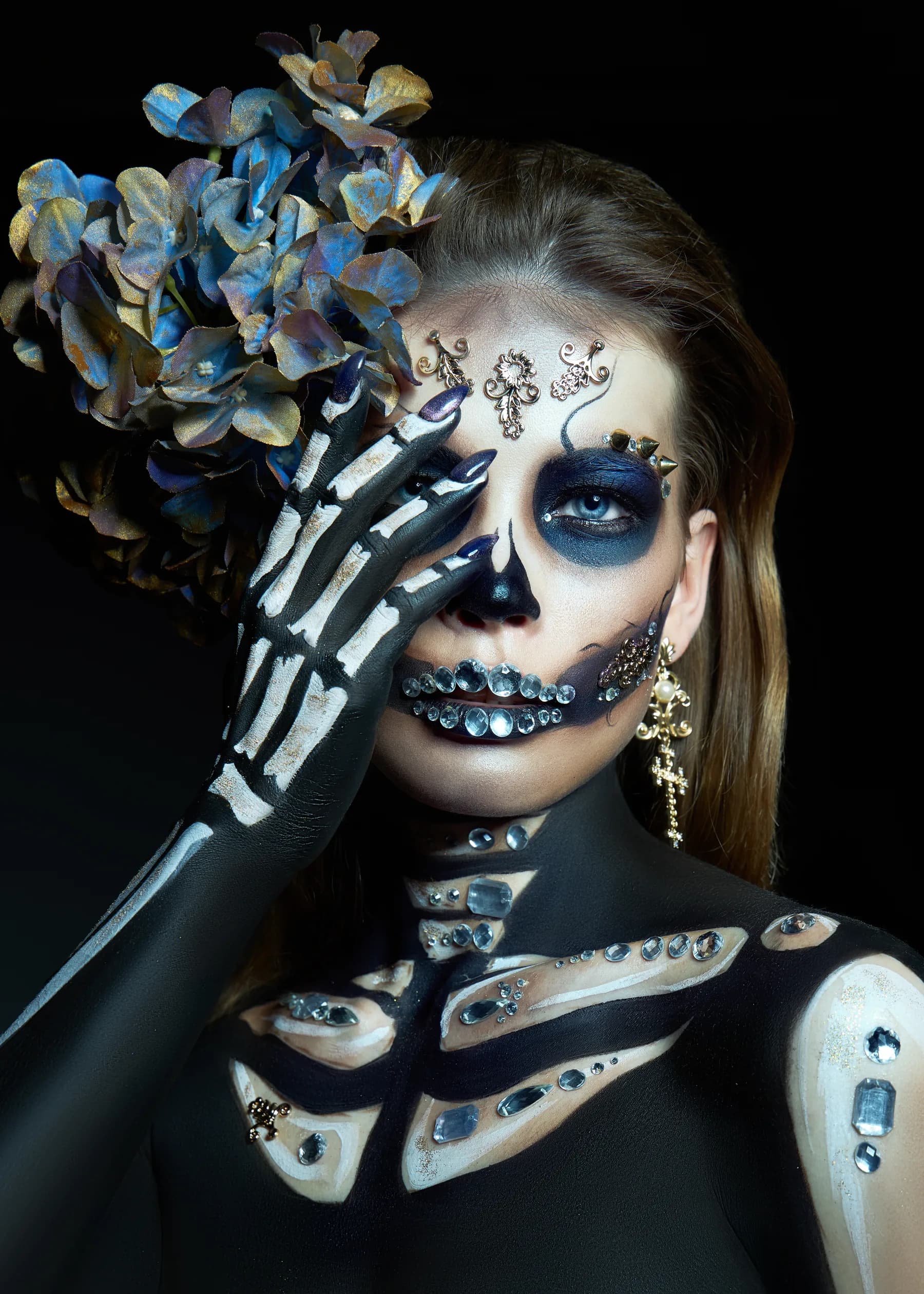 Catrina con Mascara de Calavera