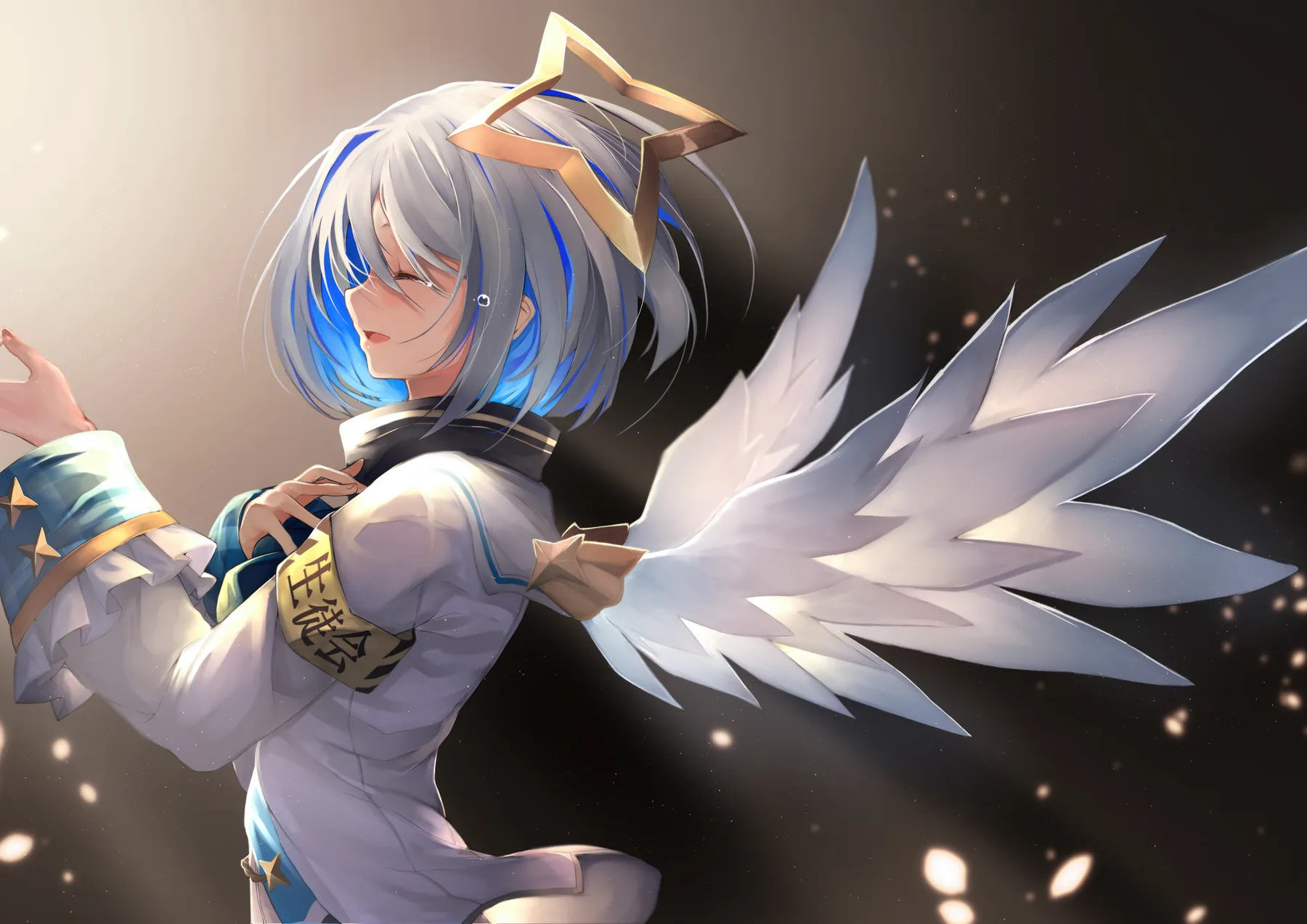 Vtuber angel de alas blancas y estrella dorada