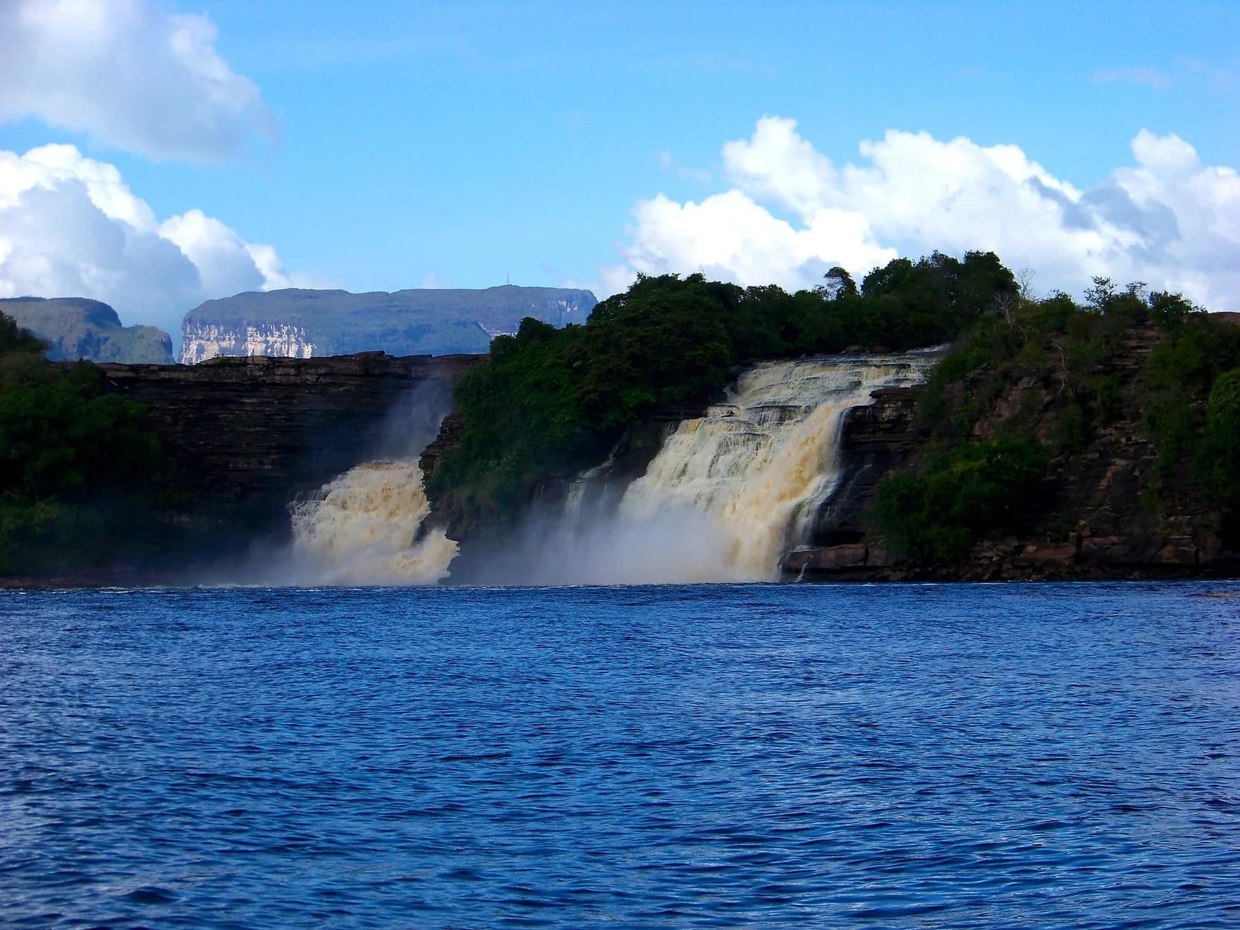 Laguna de Canaima Salto
