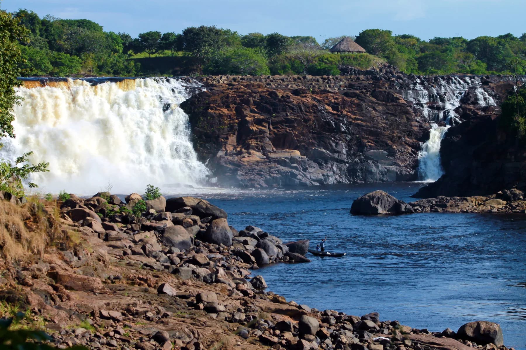 Salto La Llovizna Vista Cercana