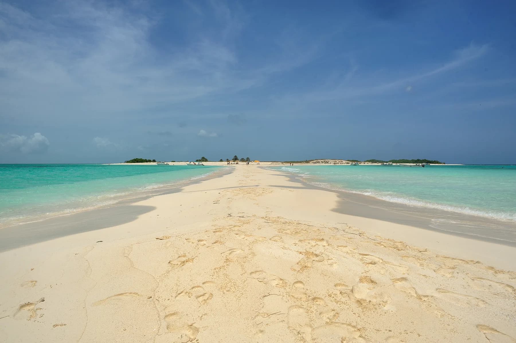 Cayo de Agua Archipielago Los Roques